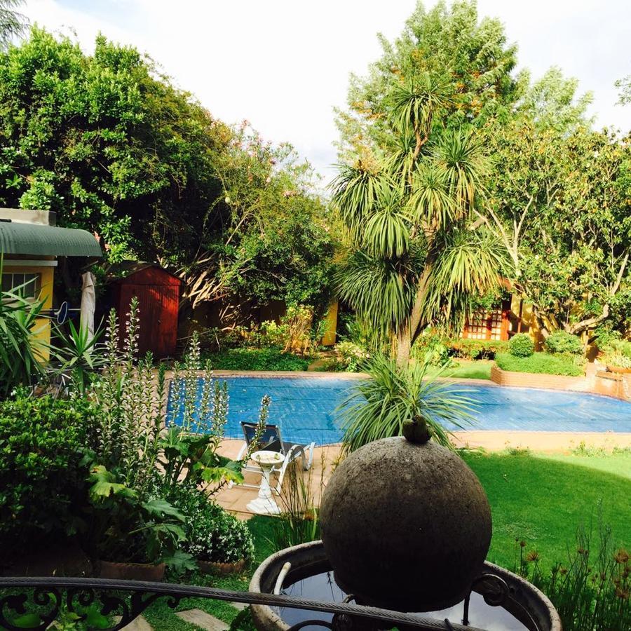 Villa Mikamora Johannesburg Buitenkant foto