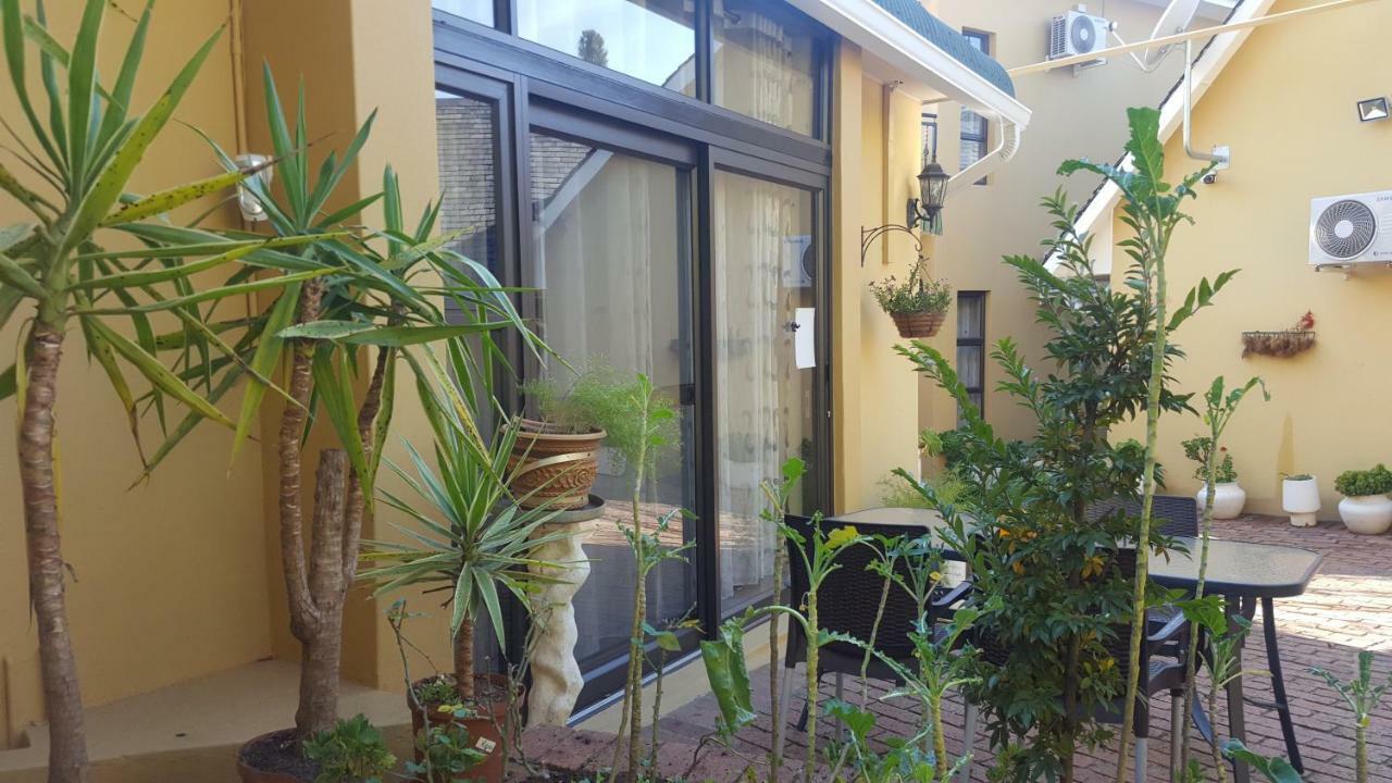 Villa Mikamora Johannesburg Buitenkant foto